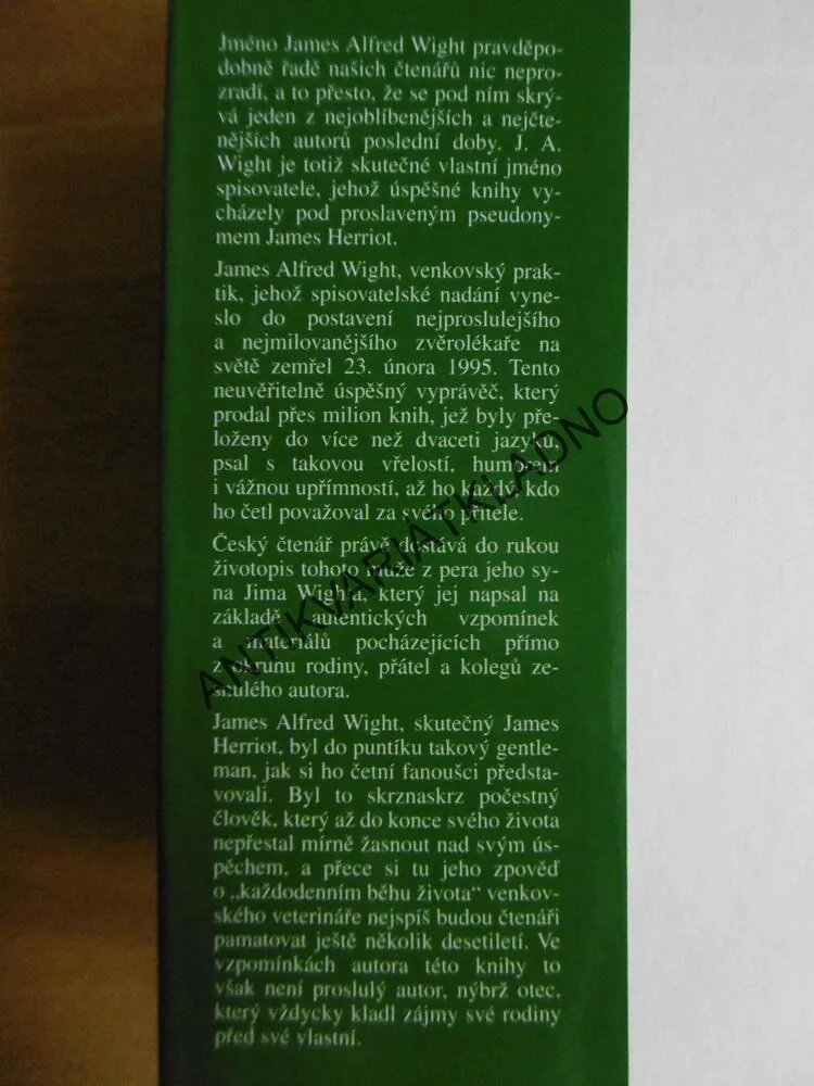 ZVĚROLÉKAŘ SPISOVATELEM : JAMES HERRIOT,  BIOGRAFIE, JIM WIGHT