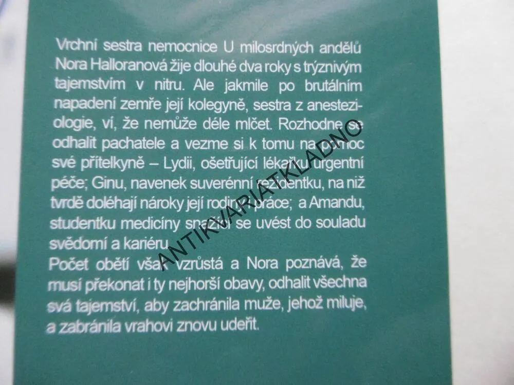 URGENTNÍ PÉČE, CJ LYONS, **an