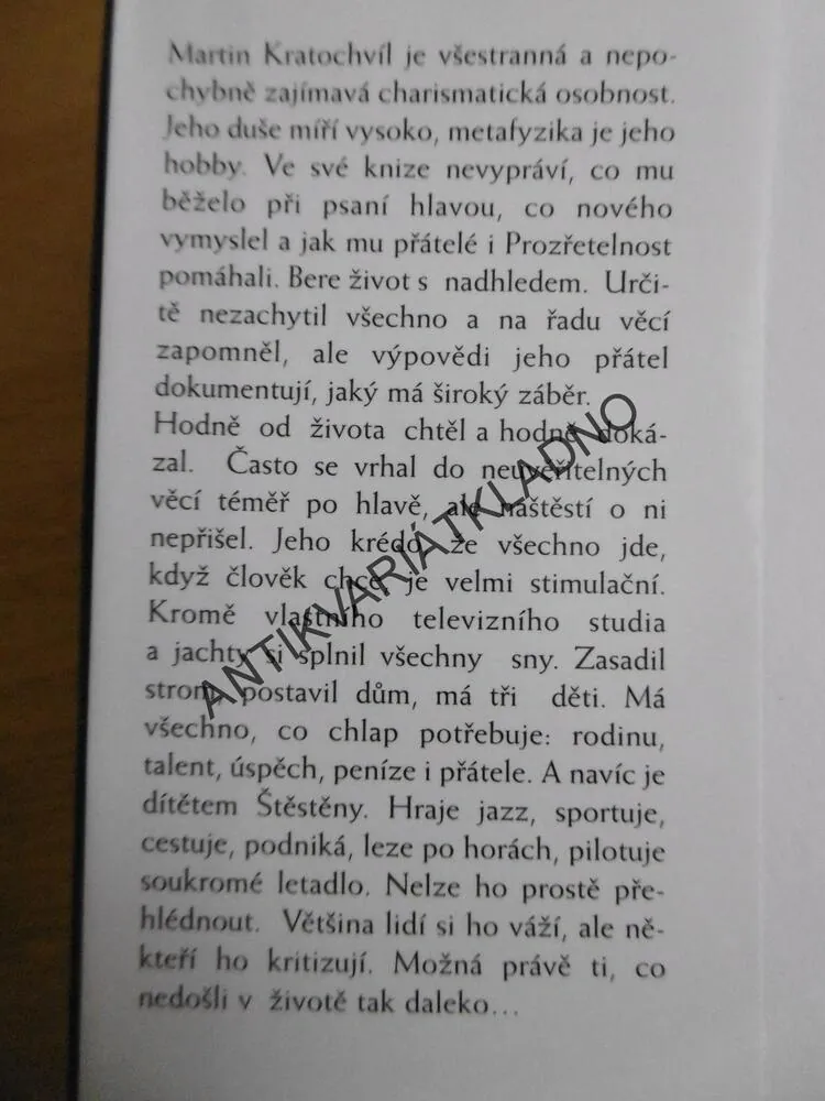 SUMA SUMÁRUM, MARTIN KRATOCHVÍL, **an