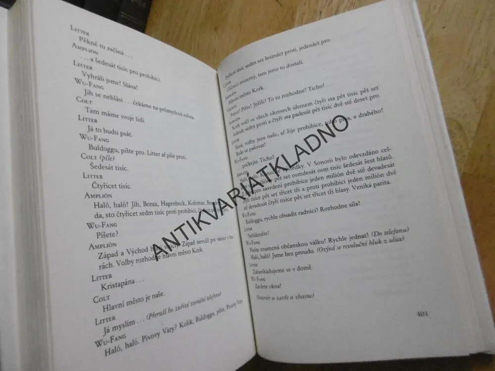 V&W, HRY OSVOBOZENÉHO DIVADLA, **an