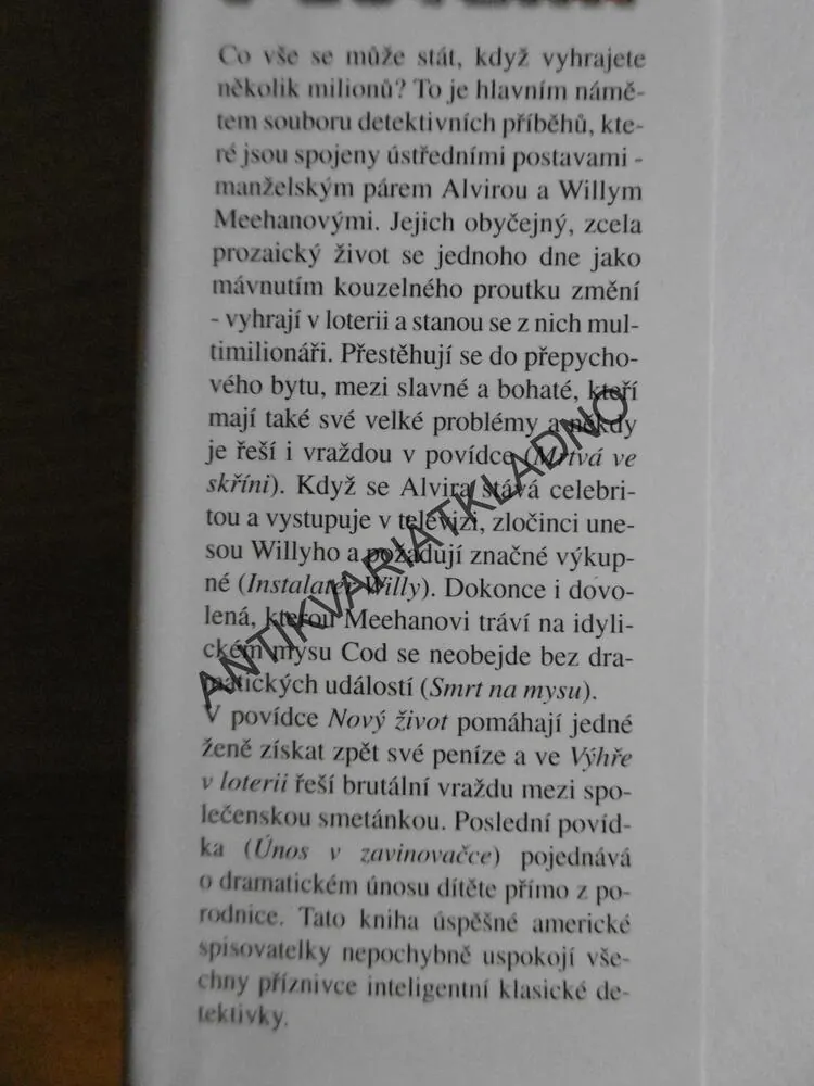 VÝHRA V LOTERII, MARY HIGGINS CLARKOVÁ, **an