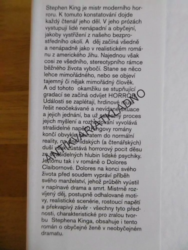 DOLORES CLAIBORNEOVÁ, STEPHEN KING, **an