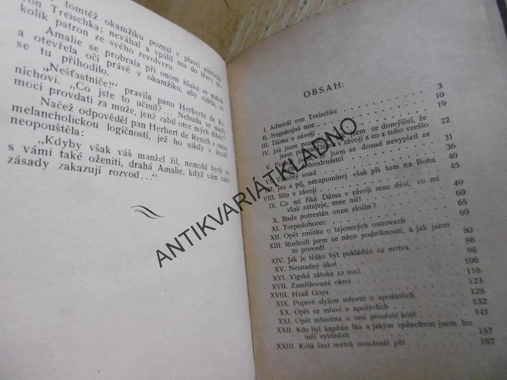 NEVIDITELNÁ BITVA, GASTON LEROUX, **an