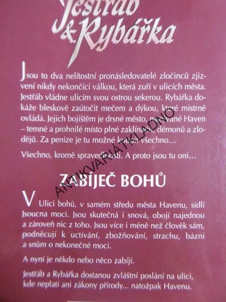 JESTŘÁB A RYBÁŘKA, ZABÍJEČ BOHŮ, SIMON R. GREEN, **an