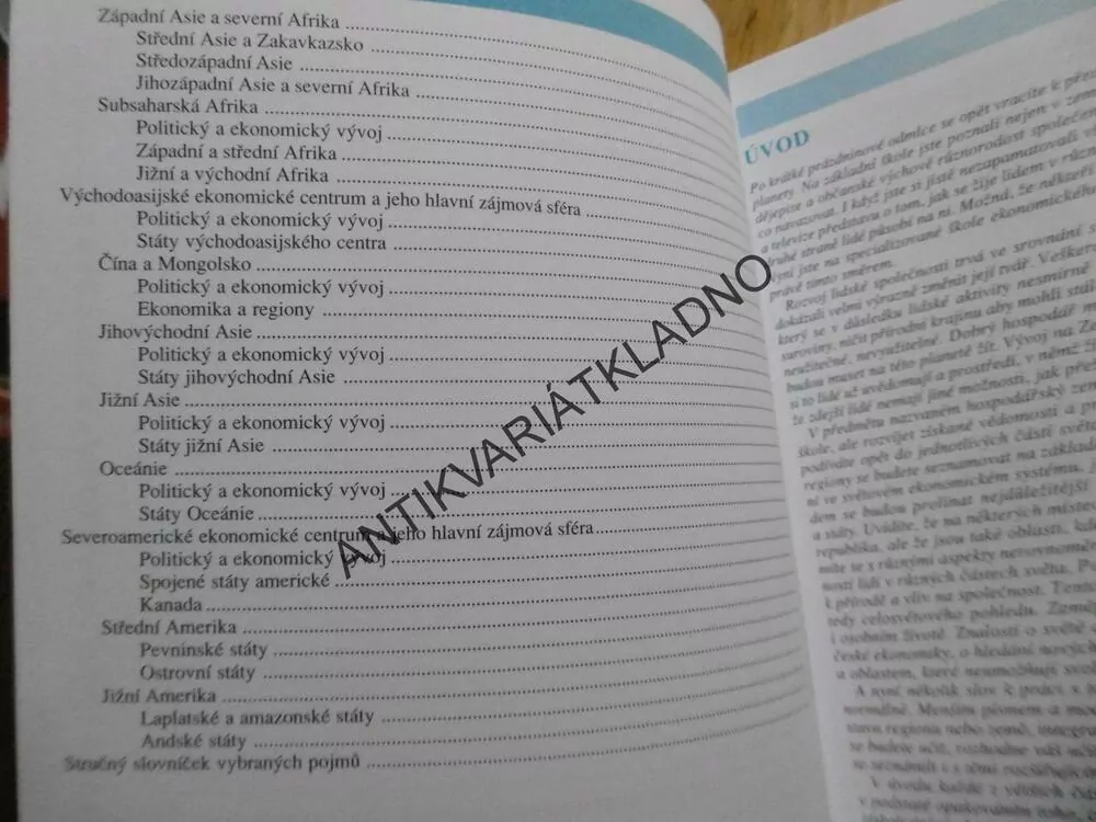 HOSPODÁŘSKÝ ZEMĚPIS, UČEBNICE PRO SŠ