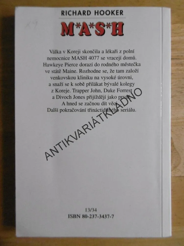 MASH, JAK TO BYLO DÁL, RICHARD HOOKER, **an