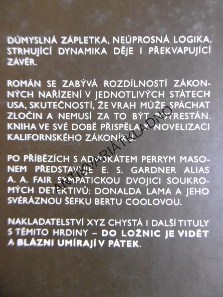 VRAH MÁ MÍT DOKTORÁT, A. A. FAIR, **an