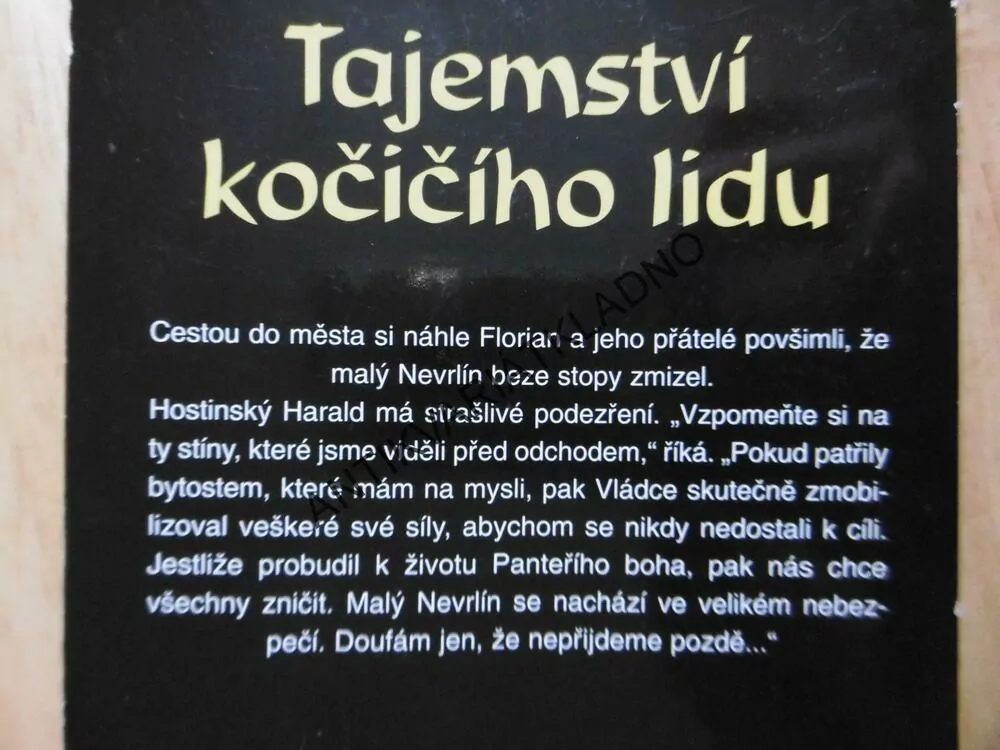 FLORIAN VE SVĚTĚ DUCHŮ, TAJEMSTVÍ KOČIČÍHO LIDU, PETER HORN, **an