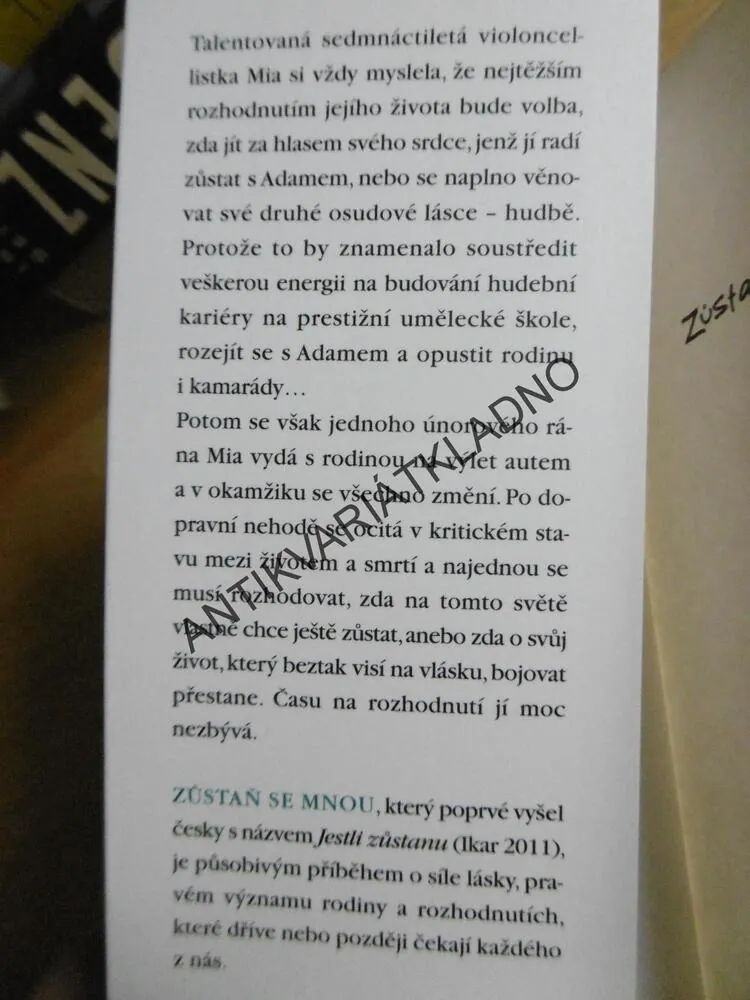 ZŮSTAŇ SE MNOU, GAYLE FORMANOVÁ, **an