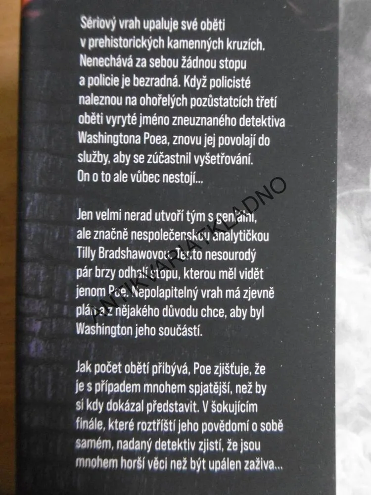 LOUTKOVÉ DIVADLO, M. W. CRAVEN, **an