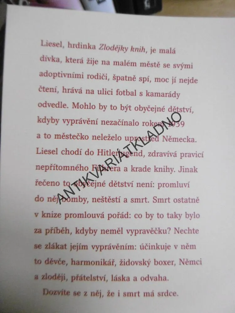 ZLODĚJKA KNIH, MARKUS ZUSAK