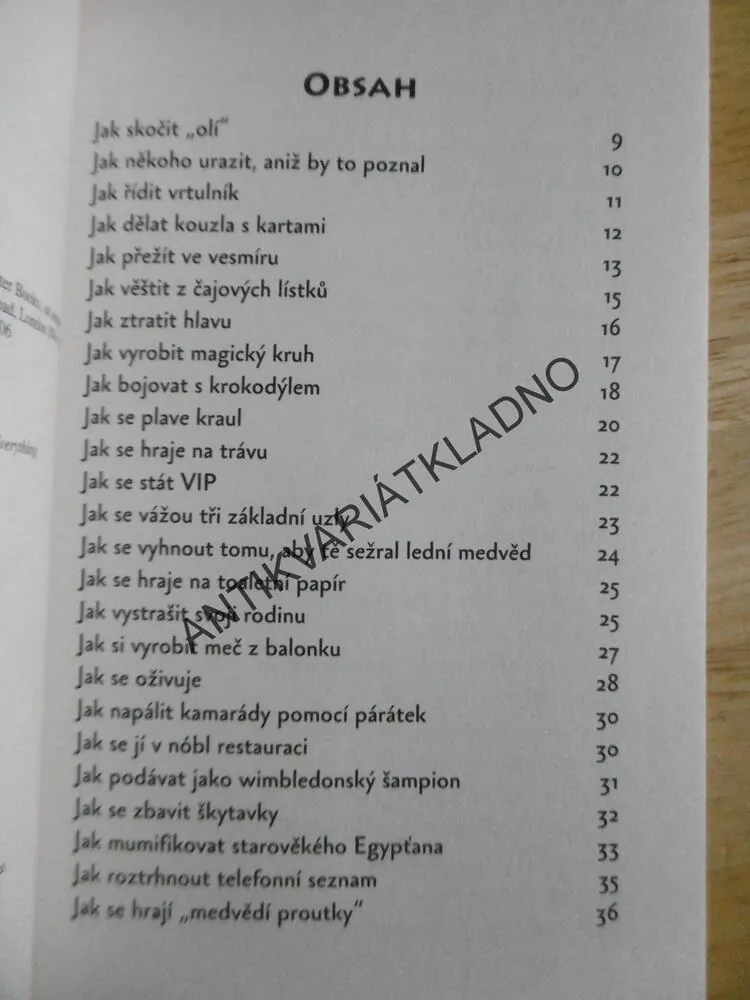 KNIHA PRO SPRÁVNÉ KLUKY, JAK BÝT VE VŠEM JEDNIČKA, **an