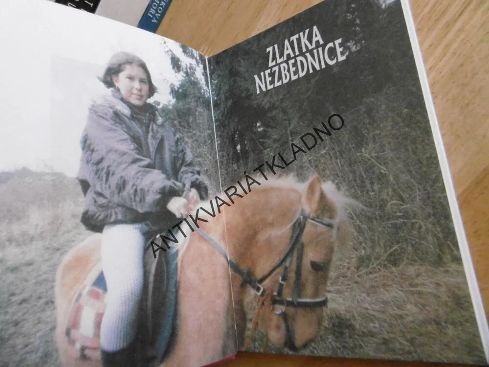 ZLATKA NEZBEDNICE, VĚRA ŘEHÁČKOVÁ, **an