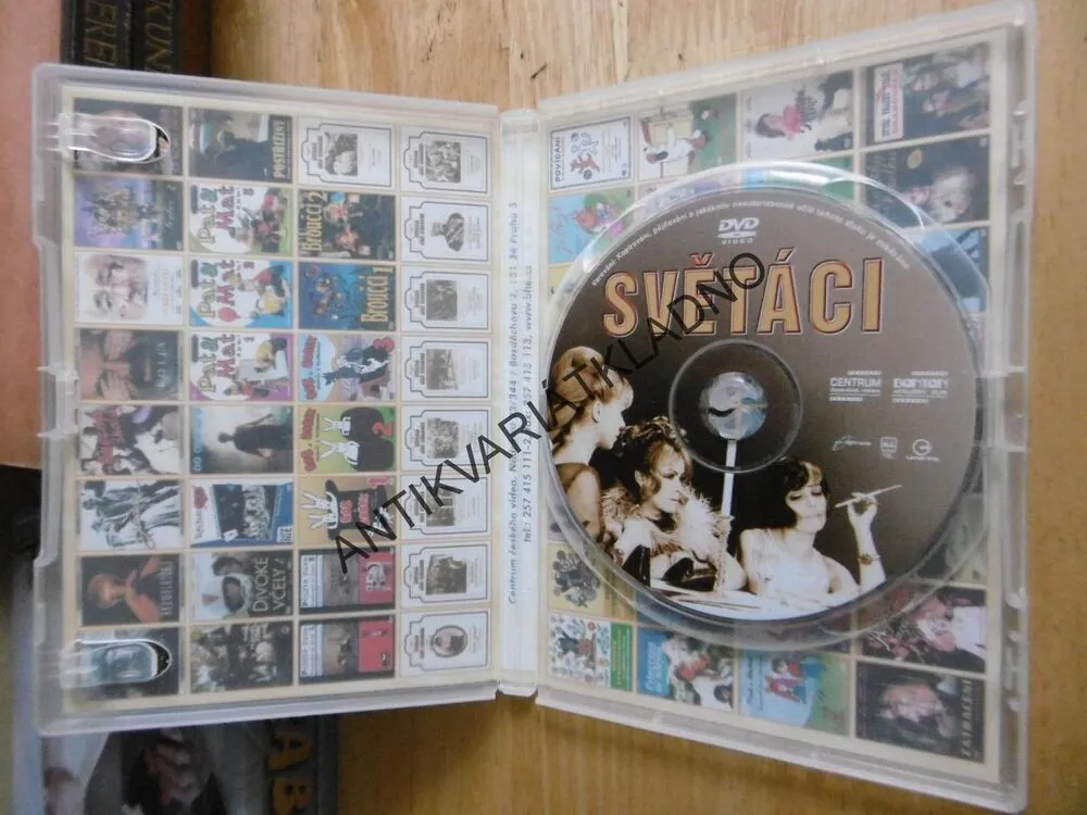 SVĚTÁCI, DVD FILM