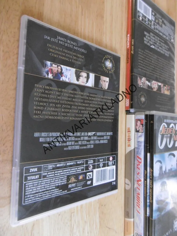 ZÍTŘEK NIKDY NEUMÍRÁ, JAMES BOND 007, DVD FILM