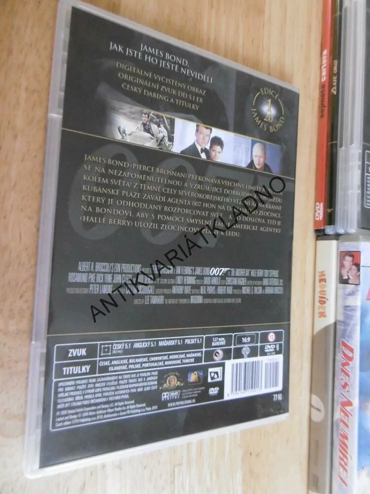 DNES NEUMÍREJ, JAMES BOND 007, DVD FILM
