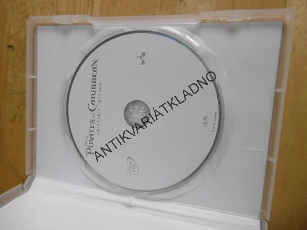 PIRÁTI Z KARIBIKU, SALAZAROVA POMSTA, DVD FILM