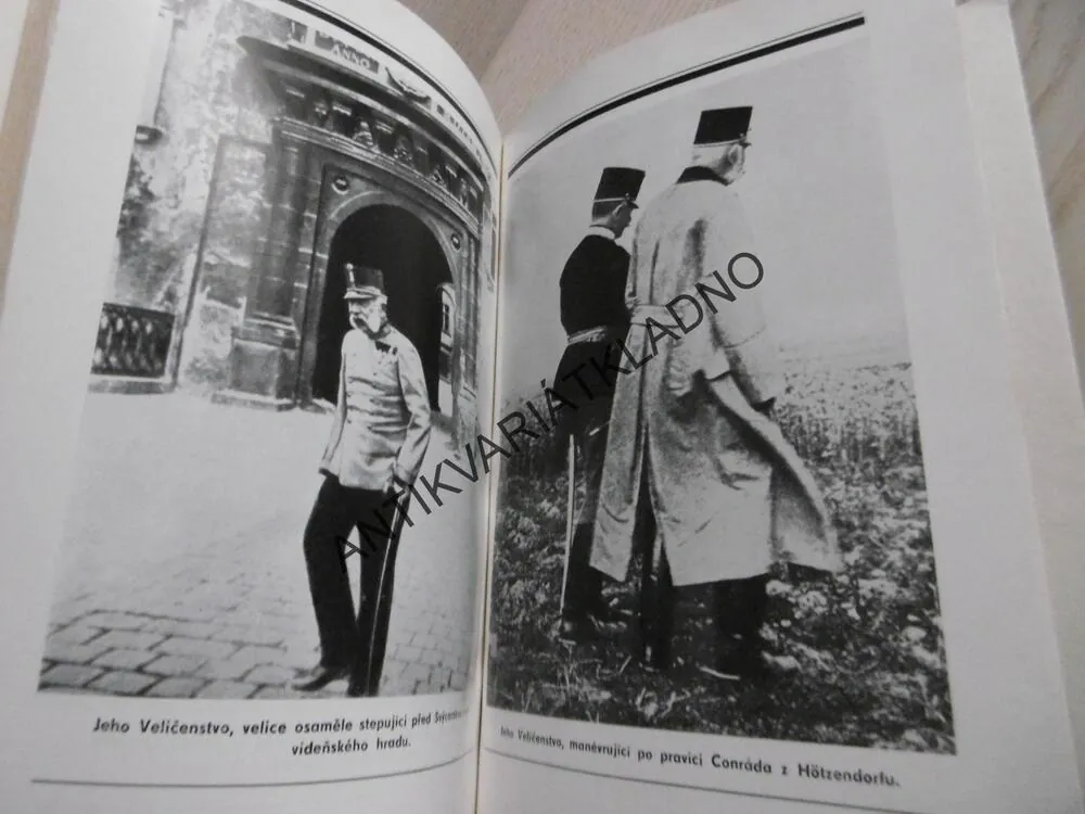 PAMĚTI KOMORNÍKA CÍSAŘE FRANTIŠKA JOSEFA I., MILAN HODÍK, **an
