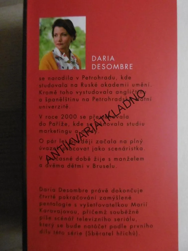 SBĚRATEL HŘÍCHŮ, DARIA DESOMBRE, **an