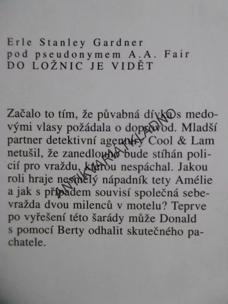 DO LOŽNIC JE VIDĚT, ERLE STANLEY GARDNER, **an
