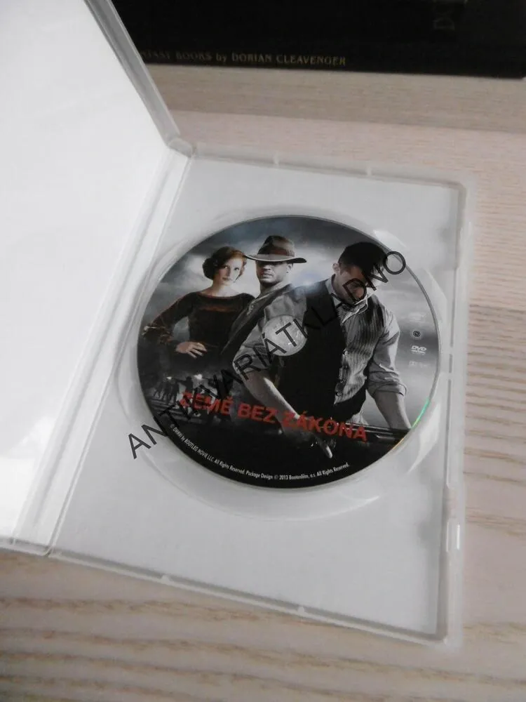 ZEMĚ BEZ ZÁKONA, DVD FILM