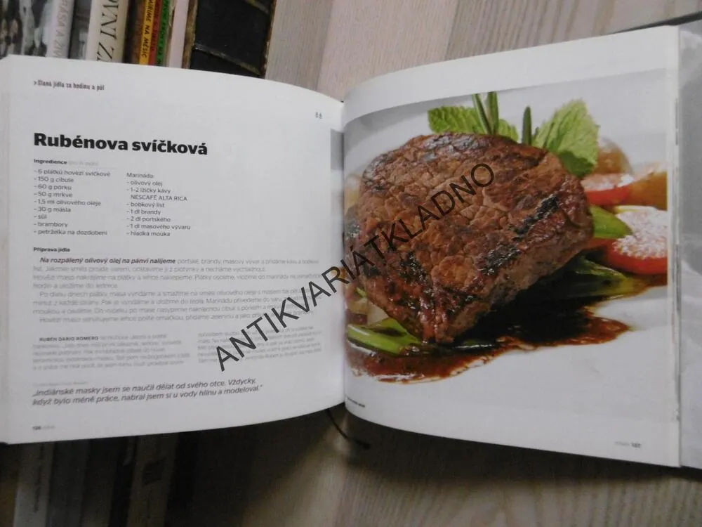 KÁVA, PUTOVÁNÍ ZA TAJEMSTVÍM KÁVOVÝCH SPECIALIT, JORGE ZORRO, **an