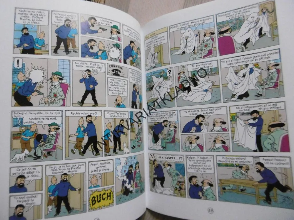 TINTINOVA DOBRODRUŽSTVÍ, MÍŘÍME NA MĚSÍC, HERGÉ, **an