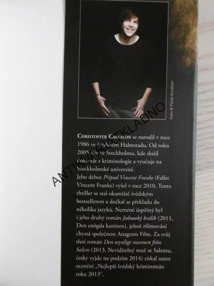 JEDNOOKÝ KRÁLÍK, CHRISTIFFER CARLSSON, **an