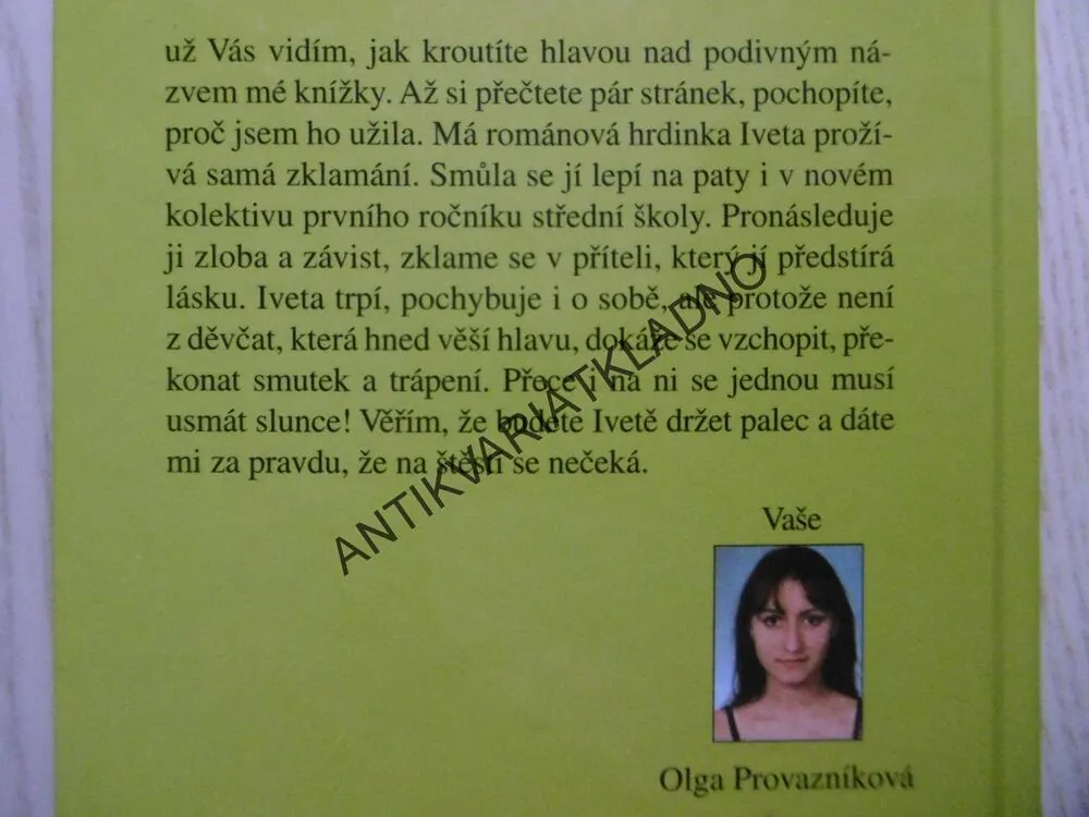 RUM S PŘÍCHUTÍ COCA-COLY, OLGA PROVAZNÍKOVÁ, **an