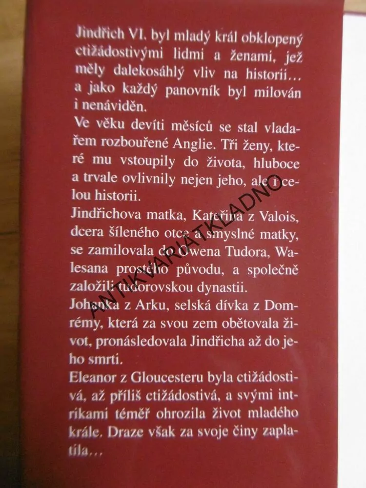 EPITAF PRO TŘI ŽENY, JEAN PLAIDY
