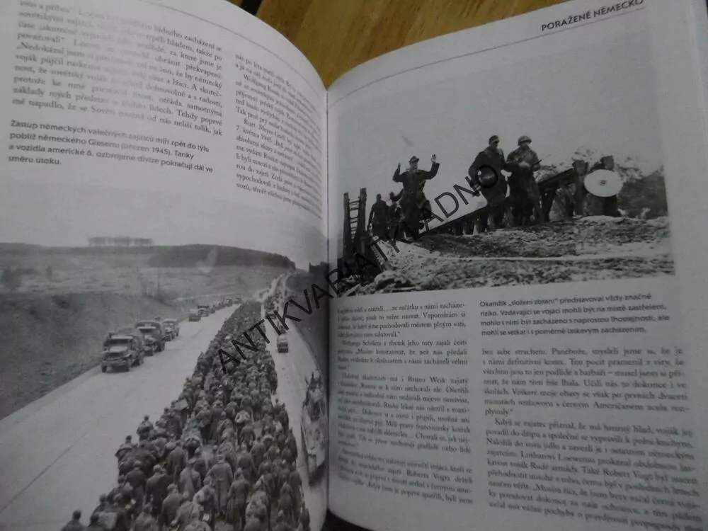 HITLEROVO NĚMECKO, ŽIVOT V OBDOBÍ TŘETÍ ŘÍŠE, VÁLKA HITLER, **an