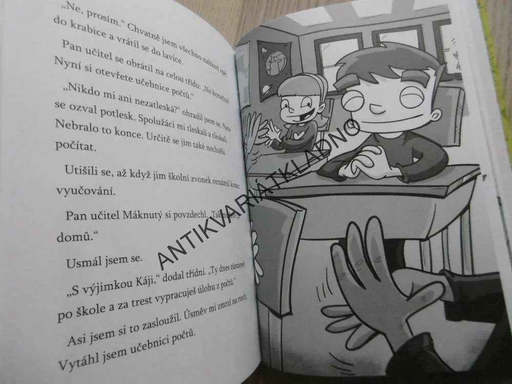 KÁJA SUPER FRÁJA, TÝDEN BEZ TELEVIZE, D.L. GREENOVÁ **an