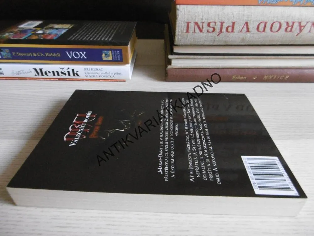 ORCI PRVNÍ KREV VÁLEČNÍCI BOUŘE, STAN NICHOLLS, **an