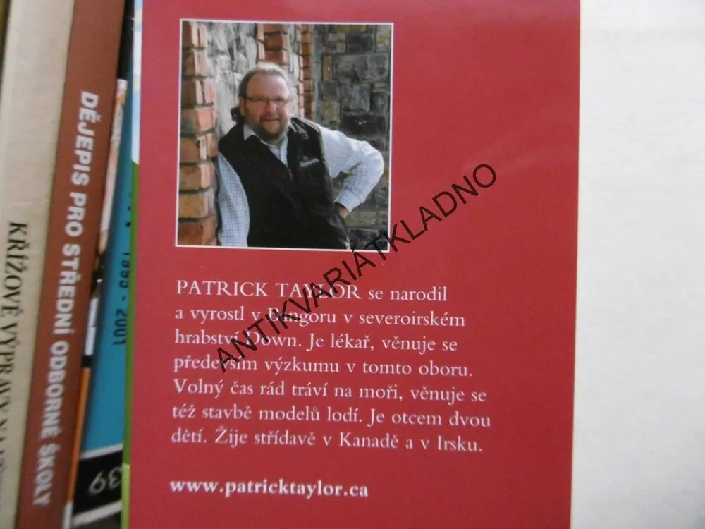 DOKTORE, BACHA NA ŽENSKÝ, PATRICK TAYLOR, **an
