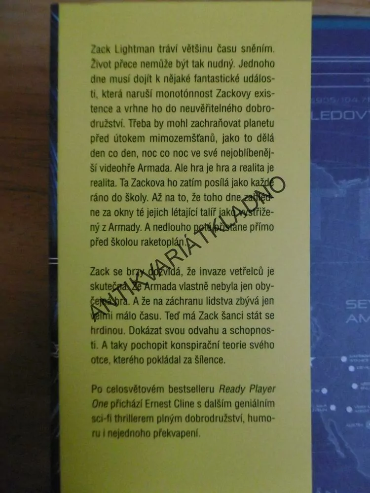 ARMÁDA, ERNEST CLINE, AUTOR ROMÁNU READY PLAYER ONE,**an