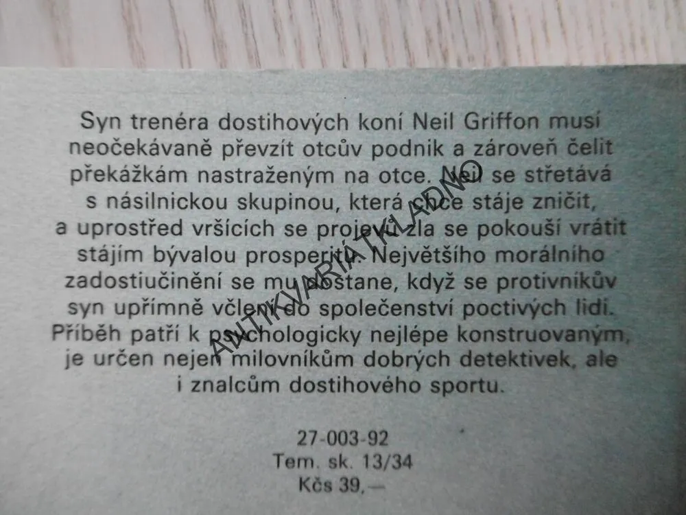 TVRDÝ ÚDER, DICK FRANCIS,**an