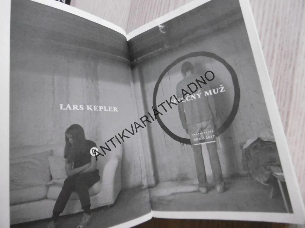 PÍSEČNÝ MUŽ, LARS KEPLER,**an