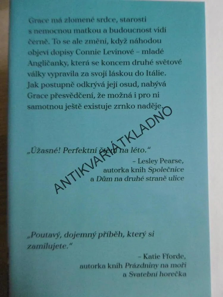 POHLEDNICE Z ITÁLIE, ALEX BROWNOVÁ, **an