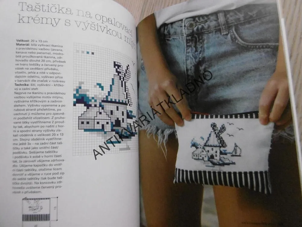 TAŠKY, 116 STRAN, **an
