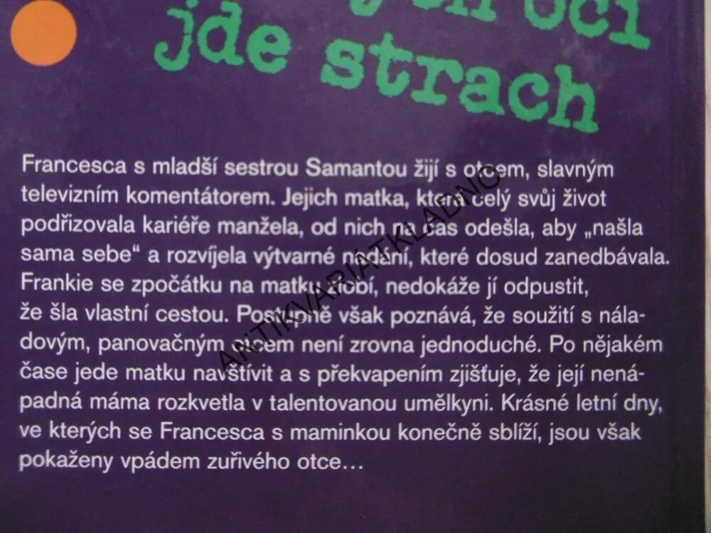 Z TĚCH ZELENÝCH OČÍ JDE STRACH, JOYCE CAROL OATESOVÁ, **an