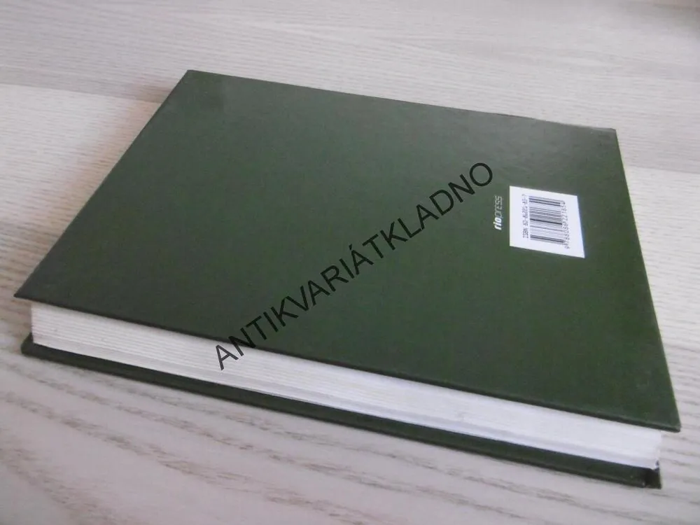 PŘÍPAD SAMETOVÝCH DRÁPKŮ, ERLE STANLEY GARDNER, **an