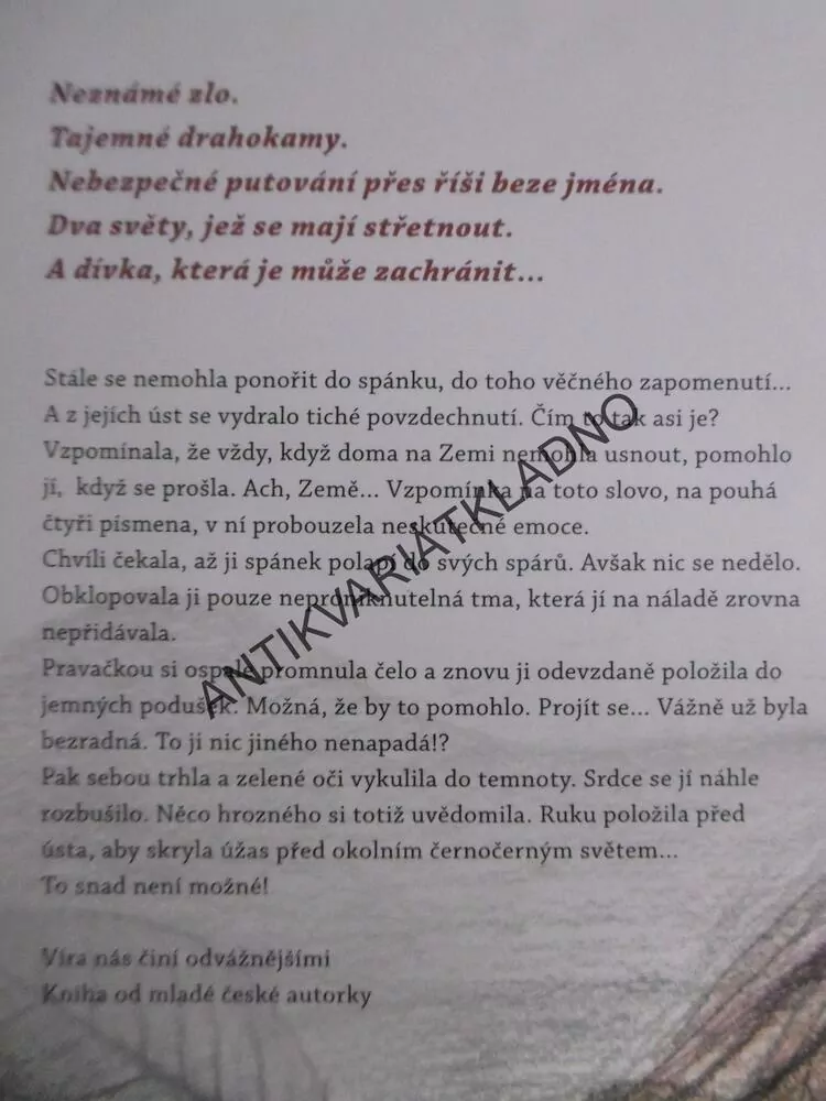 POSLÁNÍ, KAROLÍNA KAHOUNOVÁ, **an