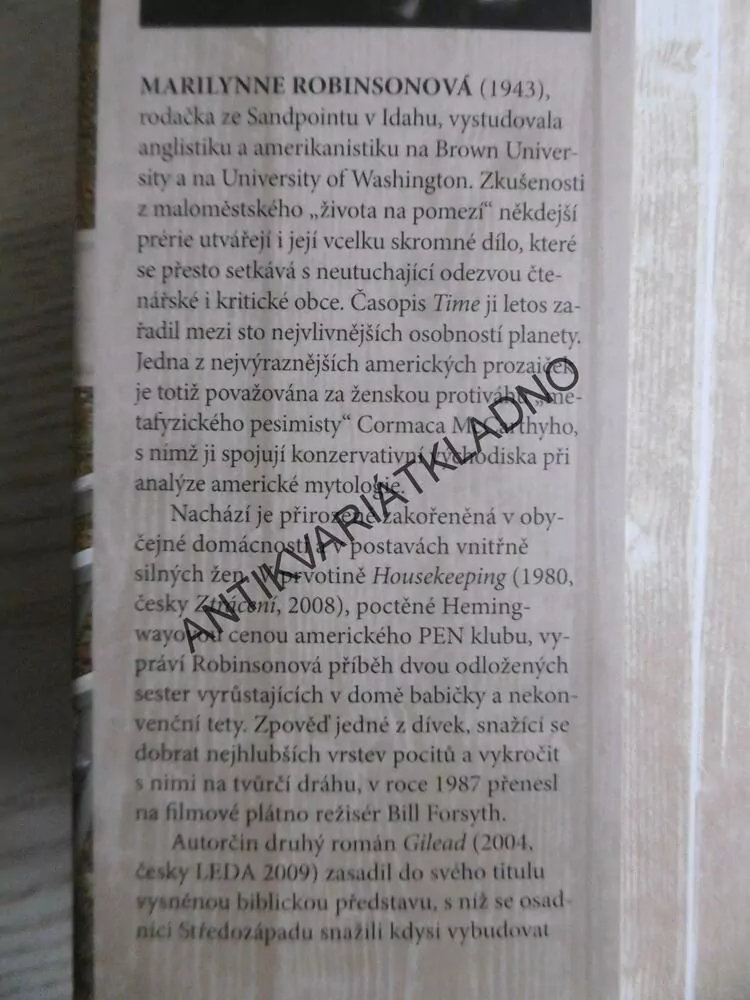 DOMOV, MARILYNNE ROBINSONOVÁ, **an
