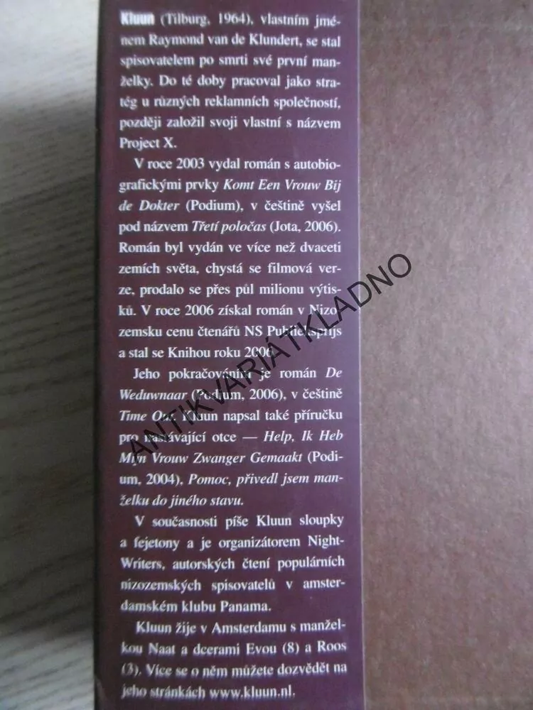 TIME OUT, KLUUN, **an