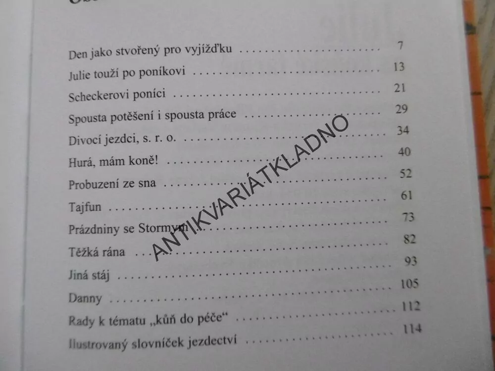 JULIE NA KOŇSKÉ FARMĚ, CHRISTIANE GOHLOVÁ, **an