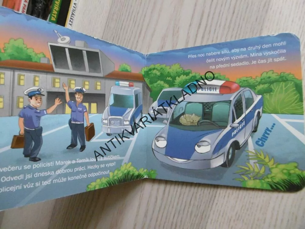 POLICEJNÍ VŮZ, KNÍŽKA MALÉHO CHLAPCE, **an