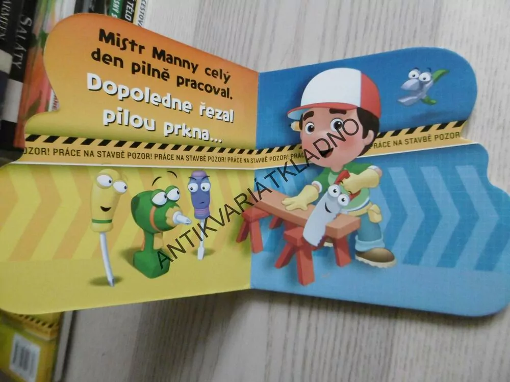 MANNYHO NÁŘADÍ, MISTR MANNY, **an