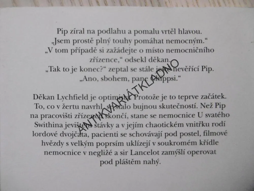 DOKTOR VE STÁVCE, RICHARD GORDON, **an