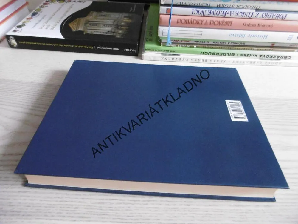 ZBABĚLCI, KONEC NYLONOVÉHO VĚKU, SEDMIRAMENNÝ SVÍCEN, JOSEF ŠKVORECKÝ, **an