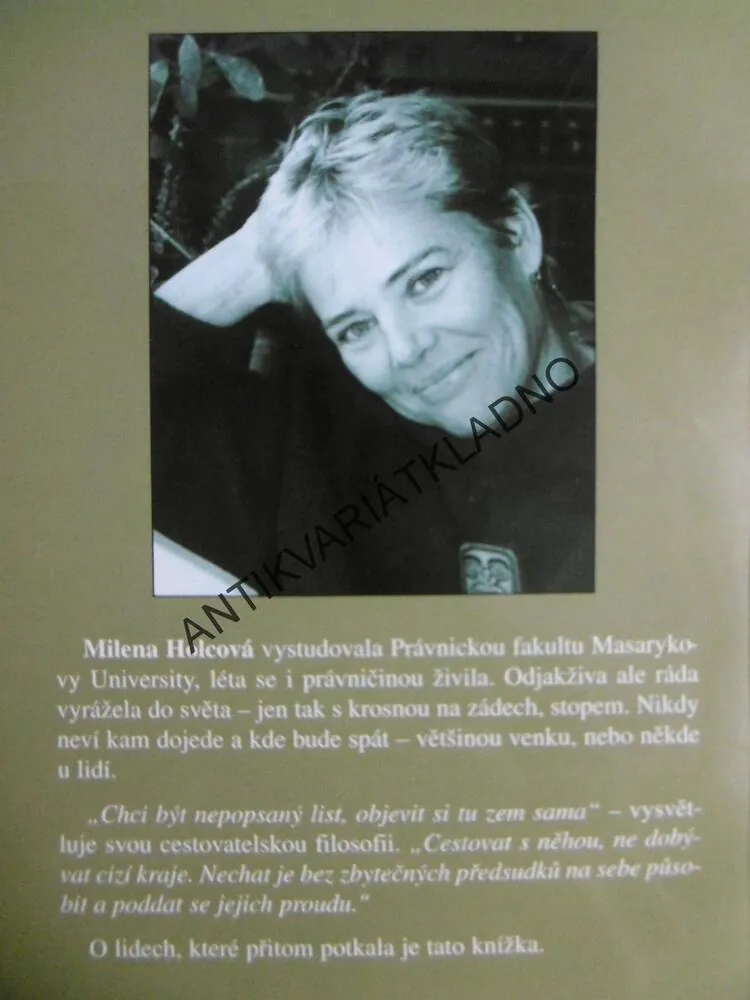 LIDI ANEB DUCH NÁRODA JE NEJLÉPE CÍTIT V PŘEPLNĚNÉM AUTOBUSE, MILENA HOLCOVÁ, **an